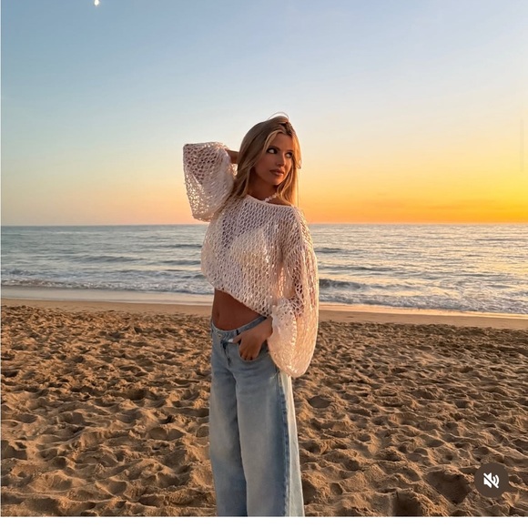 NWT ZARA SILVER VIRAL sequin top S and M 
🚨 My prices are firm, no discount. - Picture 7 of 16